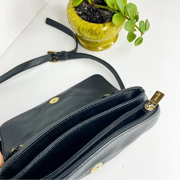 MICHAEL KORS Black Leather Crossbody Bag with Gold Logo - Picture 7 of 8